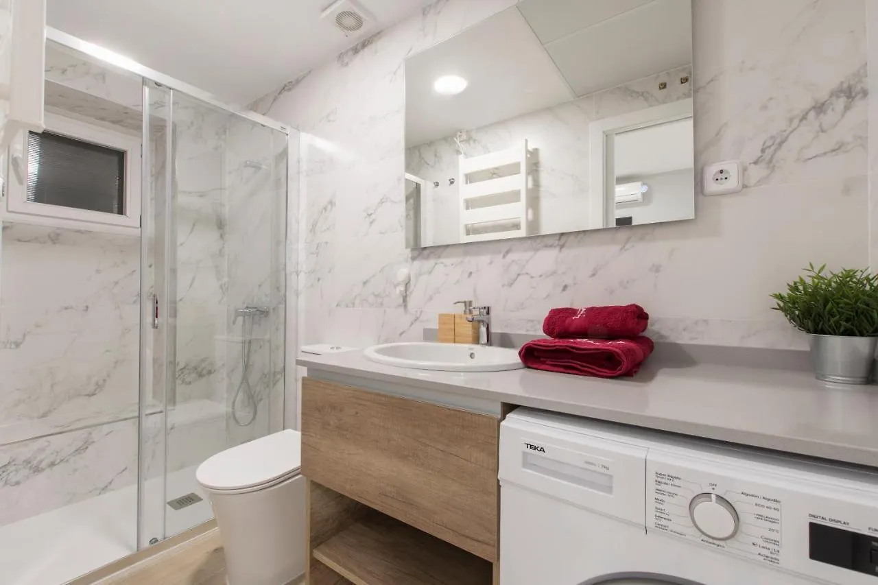 4Torres Homes - Laura Madrid 0*,