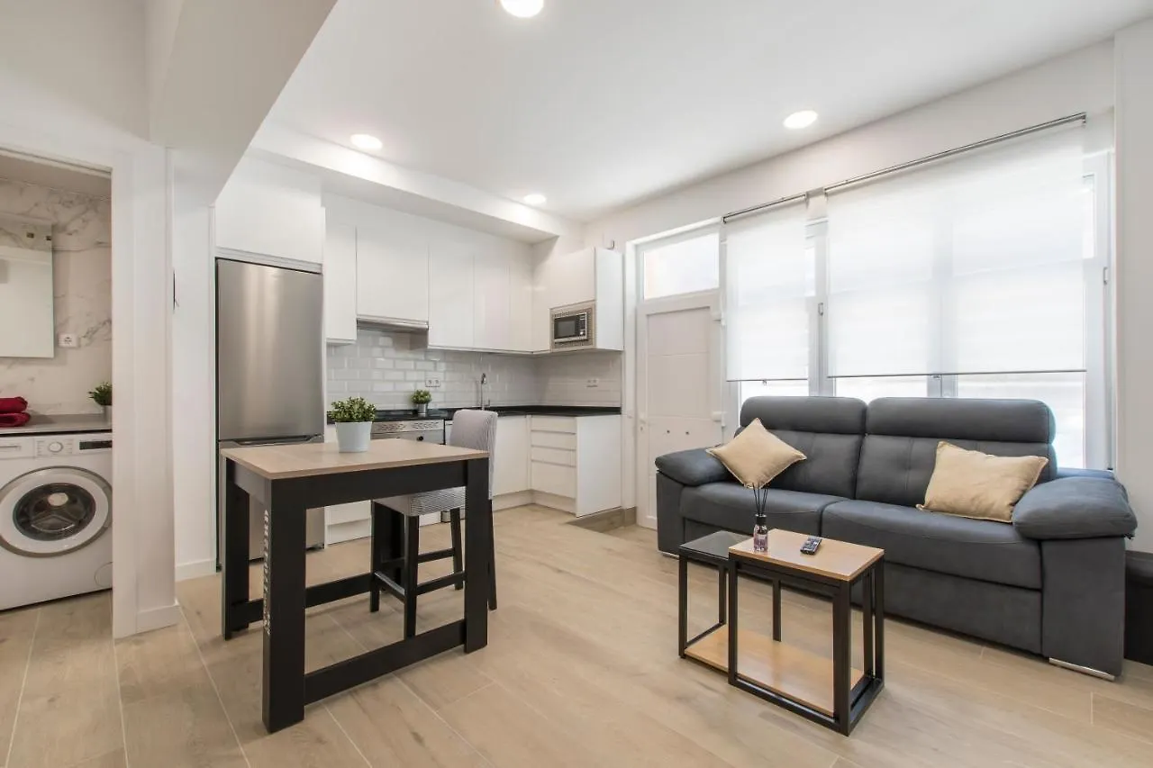 4Torres Homes - Laura Madrid